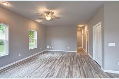 632 W Delavan Drive, Janesville, WI 53548 - Photo 7