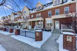 14 S Gardens Way, Fitchburg, WI 53711 - Photo 33