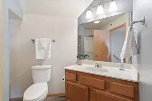 14 S Gardens Way, Fitchburg, WI 53711 - Photo 29