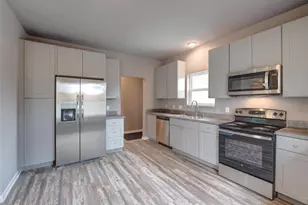 620 W Delavan Dr, Janesville, WI 53548 - Photo 11