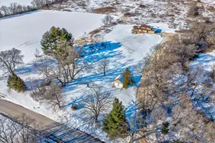 W2140 Behnke Rd, Brooklyn, WI 53521 - Photo 3