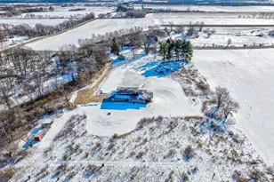 W2140 Behnke Rd, Brooklyn, WI 53521 - Photo 75