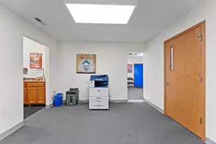 1002 Academy St, Elroy, WI 53929 - Photo 31