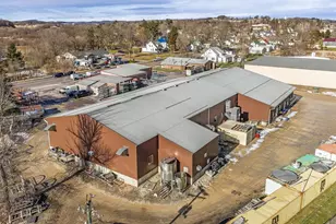 1002 Academy St, Elroy, WI 53929 - Photo 7