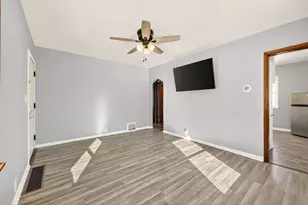 1739 Tremont Dr, Beloit, WI 53511 - Photo 9