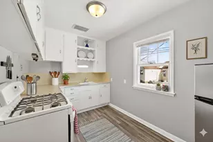 1739 Tremont Dr, Beloit, WI 53511 - Photo 3