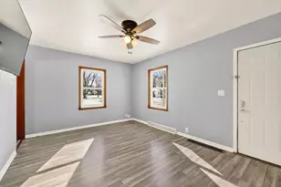 1739 Tremont Dr, Beloit, WI 53511 - Photo 7