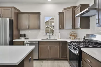 27 Windflower Way, Mount Horeb, WI 53572 - Photo 15