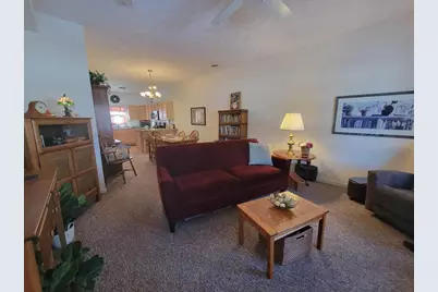 827 Sutherland Avenue, Janesville, WI 53545 - Photo 3