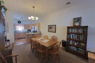 827 Sutherland Ave, Janesville, WI 53545 - Photo 7