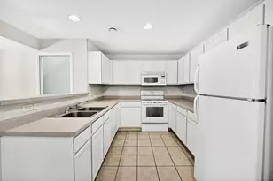 6720 Fairhaven Rd, Madison, WI 53719 - Photo 9