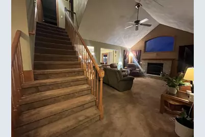 6692 W Thornapple Drive, Janesville, WI 53548 - Photo 9