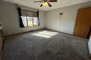 6692 W Thornapple Dr, Janesville, WI 53548 - Photo 23