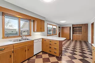 126 Ellickson St, Arlington, WI 53911 - Photo 7