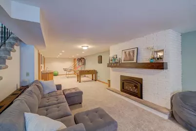 2718 Hilltop Drive, Sun Prairie, WI 53590 - Photo 25