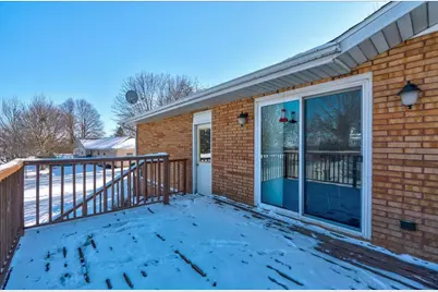 2718 Hilltop Drive, Sun Prairie, WI 53590 - Photo 35