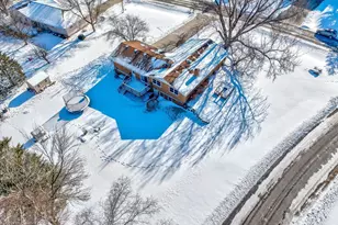 2718 Hilltop Dr, Sun Prairie, WI 53590 - Photo 5