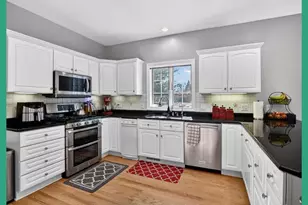 3545 Orvold Park Dr, Mcfarland, WI 53558 - Photo 7