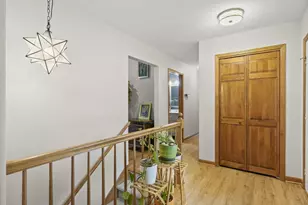 516 Woodvale Dr, DeForest, WI 53532 - Photo 5