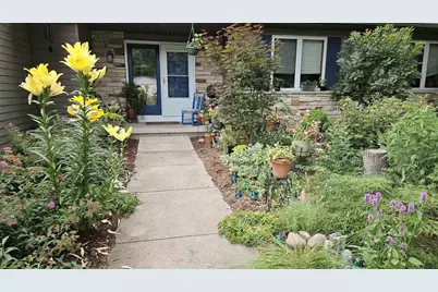 516 Woodvale Drive, DeForest, WI 53532 - Photo 3