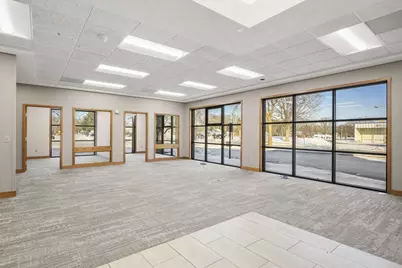 550 Broadway Drive, Sun Prairie, WI 53590 - Photo 3