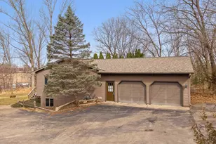 N6333 Suburban Heights Rd, Pardeeville, WI 53954 - Photo 41