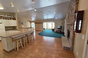 N6333 Suburban Heights Rd, Pardeeville, WI 53954 - Photo 11