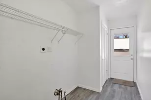 1025 10th St, Beloit, WI 53511 - Photo 23