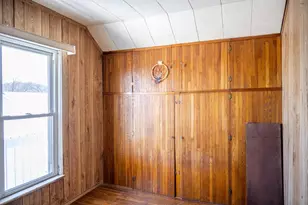 207 Spring St, Elroy, WI 53929 - Photo 39