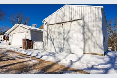 207 Spring Street, Elroy, WI 53929 - Photo 3