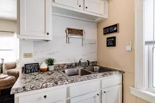 231 Hillyer St, Waupun, WI 53963 - Photo 13