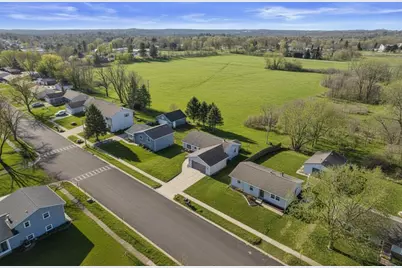 1002 Cherrywood Drive, Waukesha, WI 53188 - Photo 3