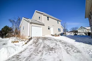 204 S Musket Ridge Dr, Sun Prairie, WI 53590 - Photo 47