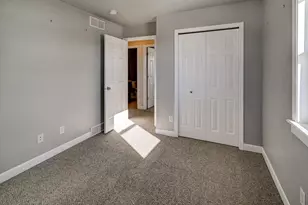 204 S Musket Ridge Dr, Sun Prairie, WI 53590 - Photo 25