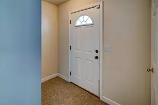 204 S Musket Ridge Dr, Sun Prairie, WI 53590 - Photo 3