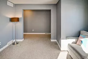 204 S Musket Ridge Dr, Sun Prairie, WI 53590 - Photo 7