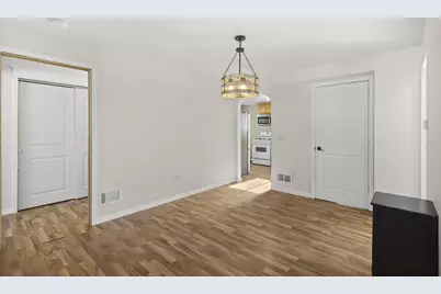 366 W Prospect Street, Lake Mills, WI 53551 - Photo 3