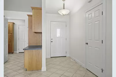 9106 Waterside Street, Middleton, WI 53562 - Photo 7