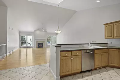 9106 Waterside Street, Middleton, WI 53562 - Photo 11