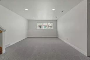 9106 Waterside St, Middleton, WI 53562 - Photo 27