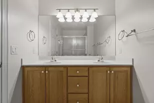 9106 Waterside St, Middleton, WI 53562 - Photo 19