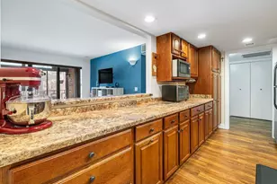 6302 Mineral Point Road, Madison, WI 53705 - Photo 5