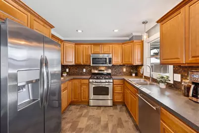 1606 Ellen Avenue, Madison, WI 53716 - Photo 13