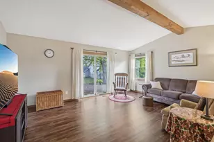 1006 S Division St, Waunakee, WI 53597 - Photo 7