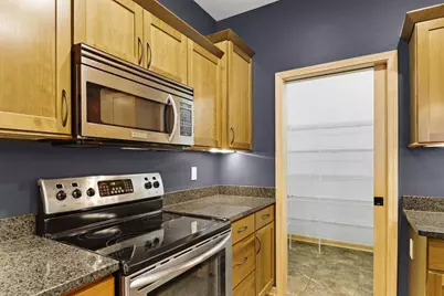 10 Glen Brook Way #109, Fitchburg, WI 53711 - Photo 11