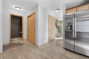 3826 Drumlin Ln, Madison, WI 53719 - Photo 15