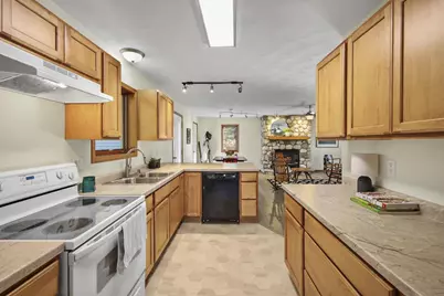 W2673 Zurfluh Road, Albany, WI 53502 - Photo 9