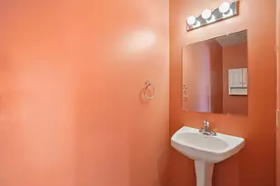 4025 Maple Grove Dr, Madison, WI 53719 - Photo 13