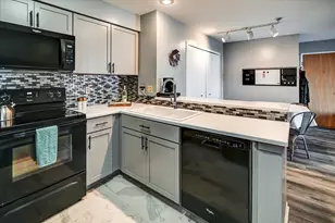 203 Kearney Way, Waunakee, WI 53597 - Photo 3