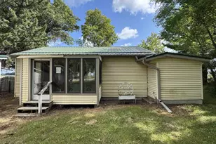 W5774 N Island Dr, Endeavor, WI 53930 - Photo 19